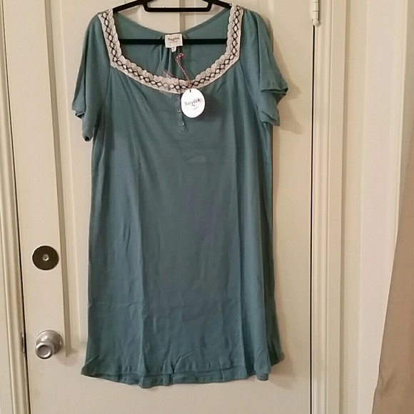 hayden los angeles Tops - 🎉HP🎉 Aqua color XL Tunic.